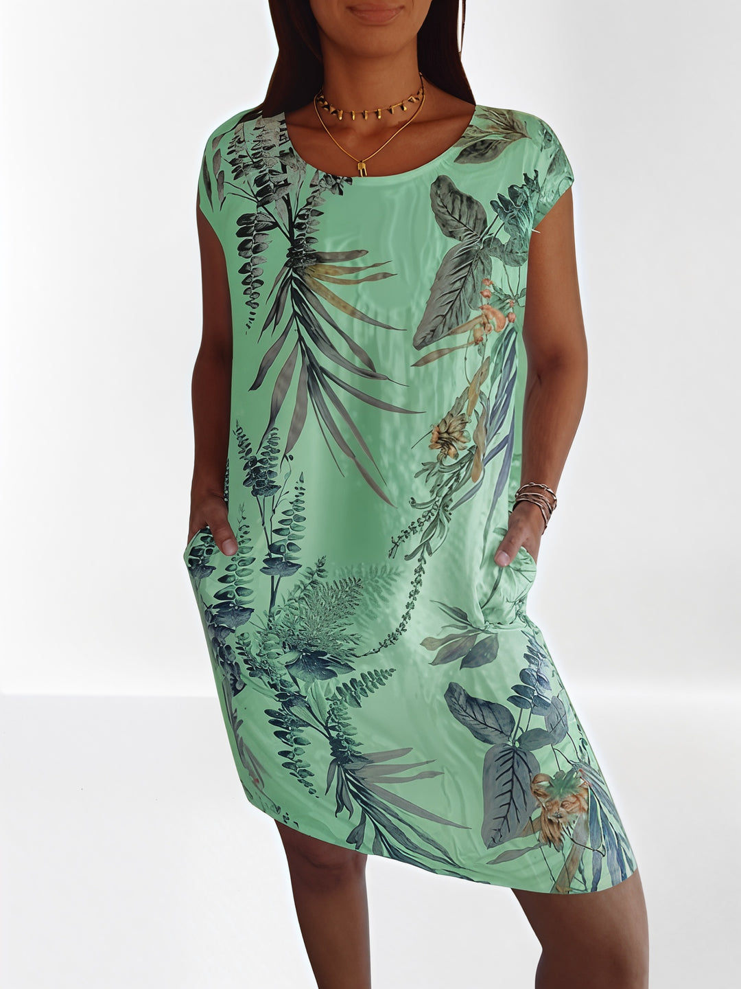 Vestido con escote redondo y estampado