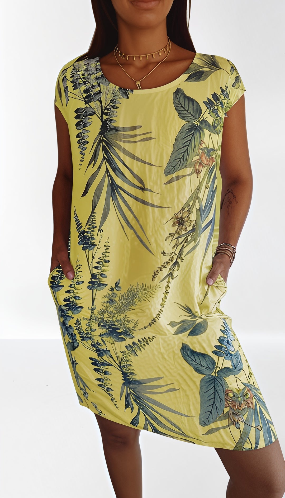 Vestido con escote redondo y estampado